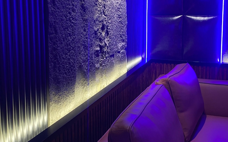 Hình ảnh thi công thực tế phòng karaoke gia đình